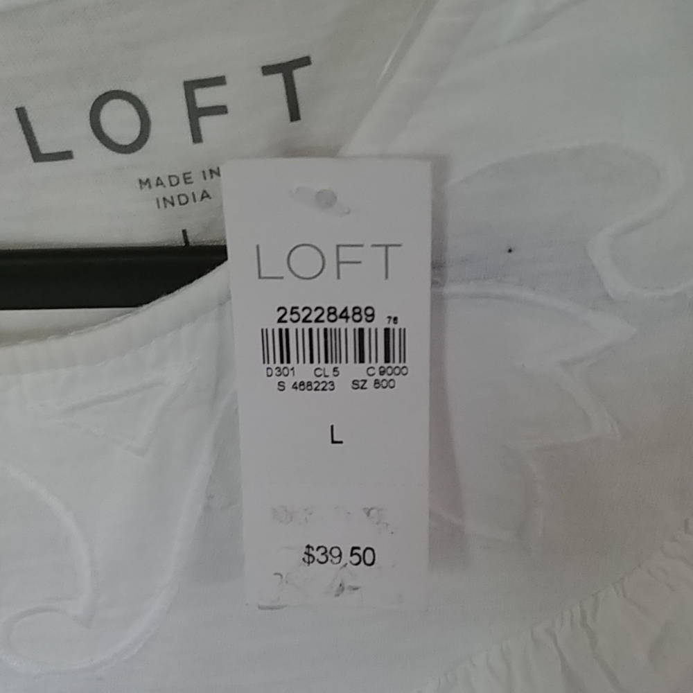 LOFT Ruffled Blouse - Picture 2 of 3